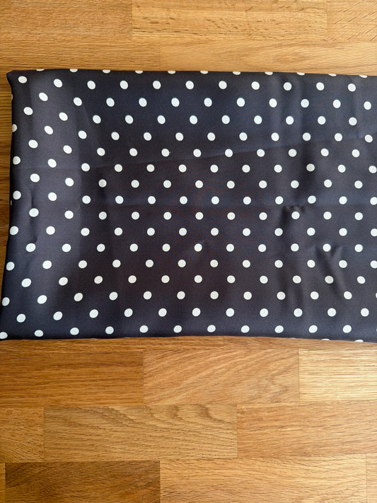 SISTA BITEN 50%! FODERTYG - VITA PRICKAR 150CM