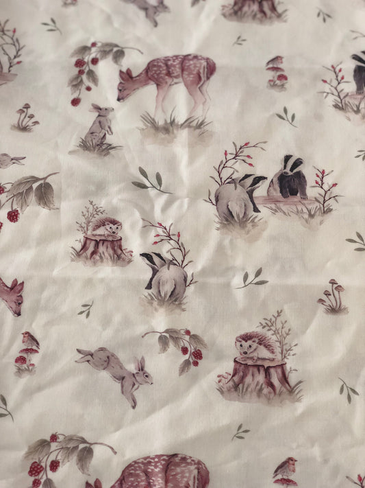 SISTA BITEN CIRKA 40CM BOMULLSSATIN - BADGER & RASBERRY